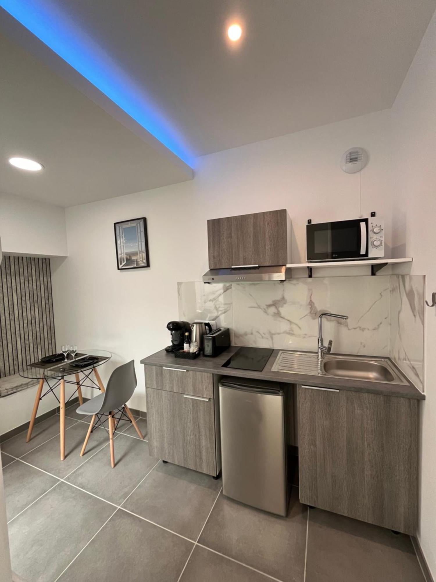 Onyx D'Opale Apartment Calais Exterior photo